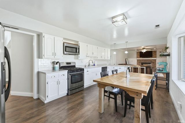 711 Wakefield Circle, Kendallville, IN 46755