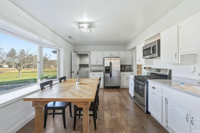 711 Wakefield Circle, Kendallville, IN 46755