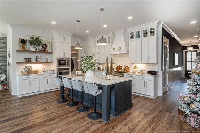 309 Silent Cove Lane, Holly Springs, NC 27540