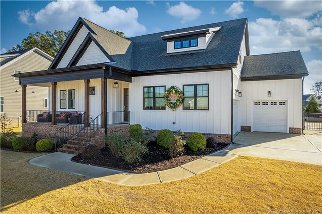 309 Silent Cove Lane, Holly Springs, NC 27540