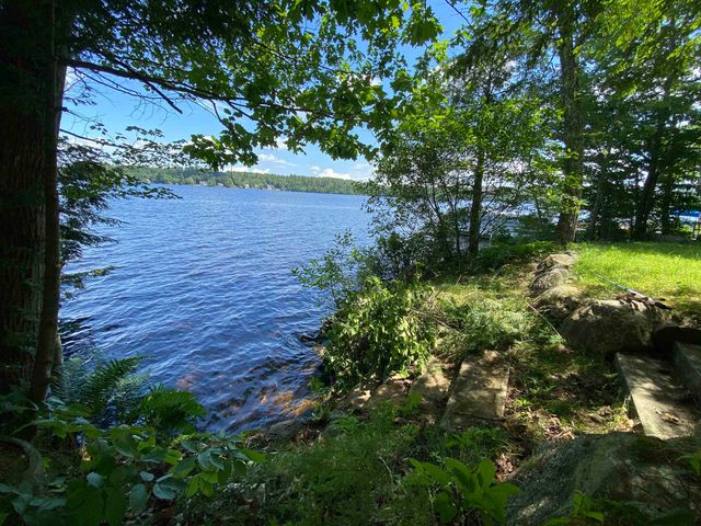158 Lynn Grove Road, Northwood, NH 03261