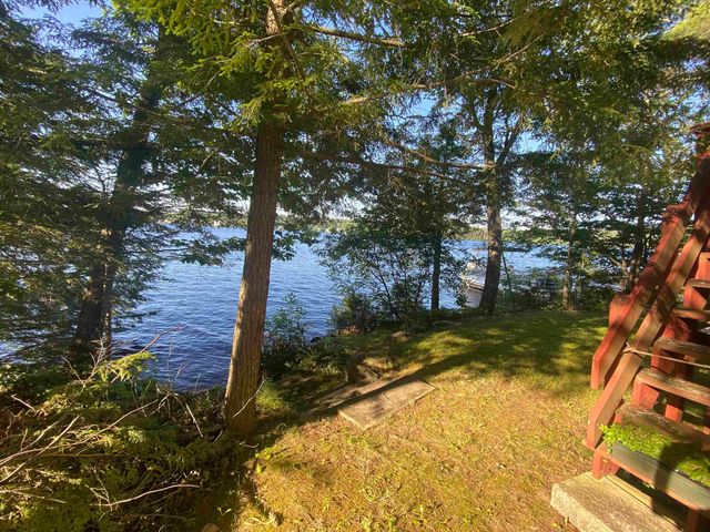 158 Lynn Grove Road, Northwood, NH 03261