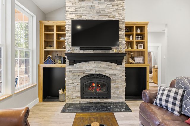 51795 Pine Loop Drive, La Pine, OR 97739