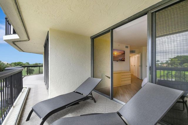 1900 Consulate Place 206, West Palm Beach, FL 33401