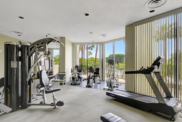 1900 Consulate Place 206, West Palm Beach, FL 33401