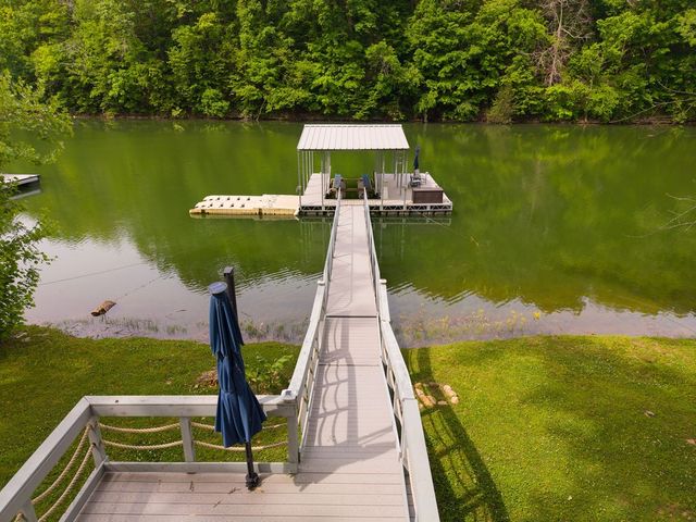 263 River Oaks Drive, Sparta, TN 38583