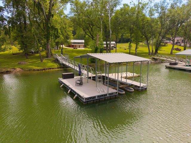 263 River Oaks Drive, Sparta, TN 38583