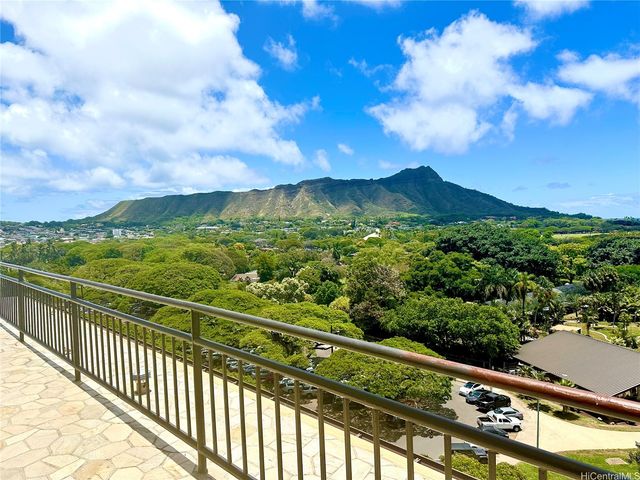 134 Kapahulu Avenue 707, Honolulu, HI 96815