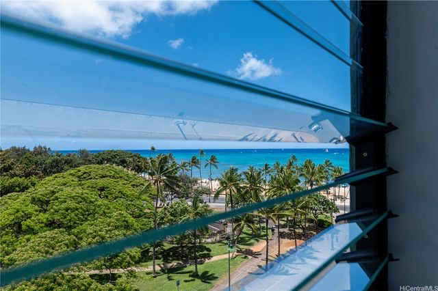 134 Kapahulu Avenue 707, Honolulu, HI 96815