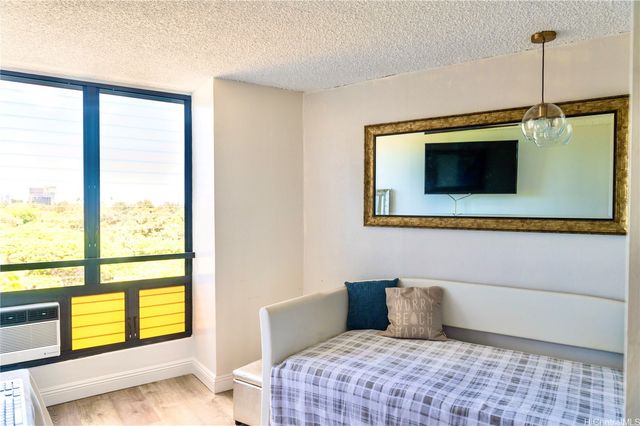 134 Kapahulu Avenue 707, Honolulu, HI 96815