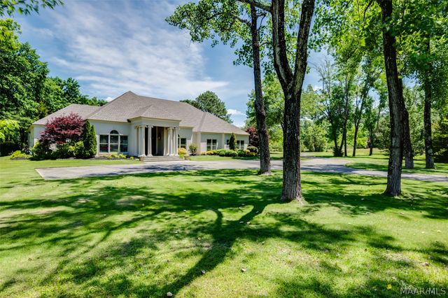 307 Foxhall Road, Pike Road, AL 36064