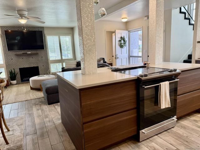1074 Isabella Avenue, Coronado, CA 92118