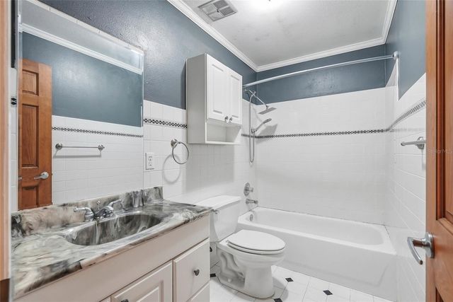 8731 LITHIA PINECREST ROAD, Lithia, FL 33547