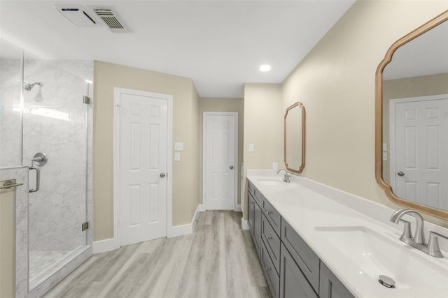 4138 Club Valley Drive, Houston, TX 77082