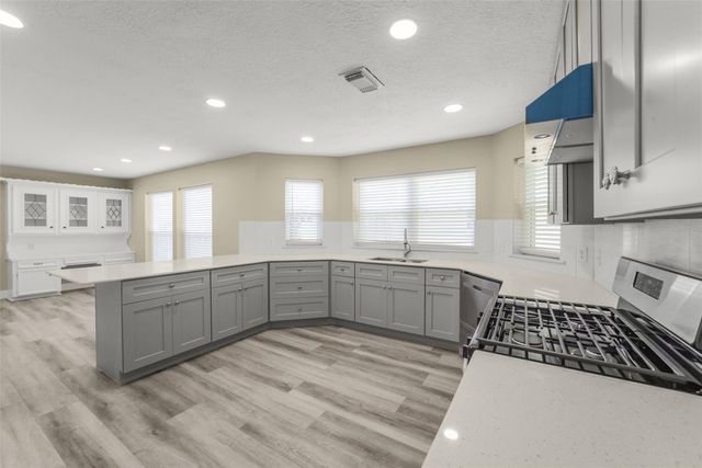 4138 Club Valley Drive, Houston, TX 77082