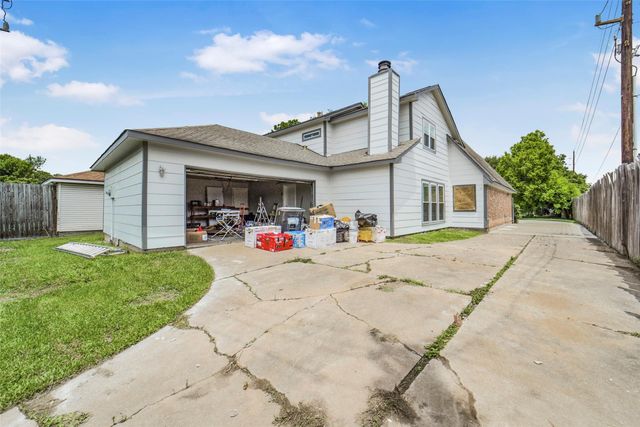 4138 Club Valley Drive, Houston, TX 77082