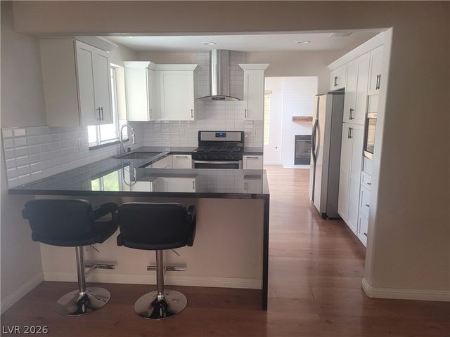 4013 Forest Knoll Lane, Las Vegas, NV 89129