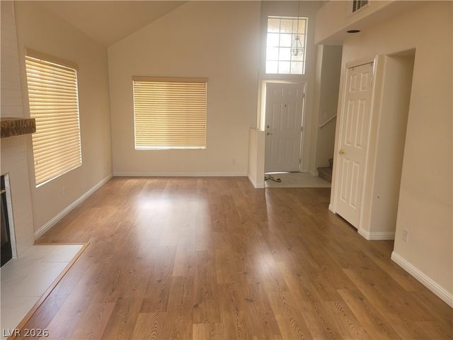 4013 Forest Knoll Lane, Las Vegas, NV 89129