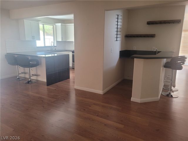 4013 Forest Knoll Lane, Las Vegas, NV 89129