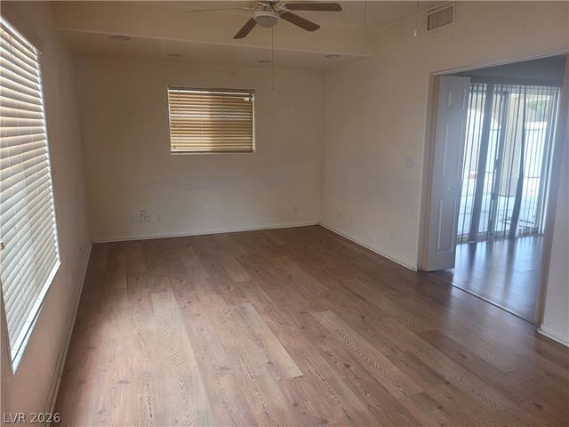 4013 Forest Knoll Lane, Las Vegas, NV 89129