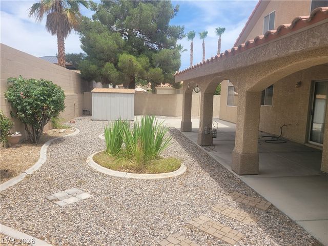 4013 Forest Knoll Lane, Las Vegas, NV 89129