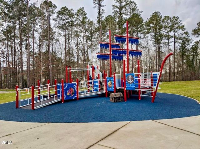 52 Woodwater Circle, Lillington, NC 27546