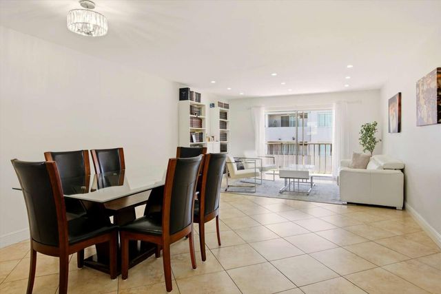 16750 NE 10th Avenue 312, North Miami Beach, FL 33162