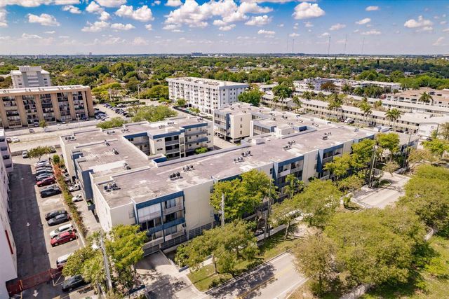 16750 NE 10th Avenue 312, North Miami Beach, FL 33162