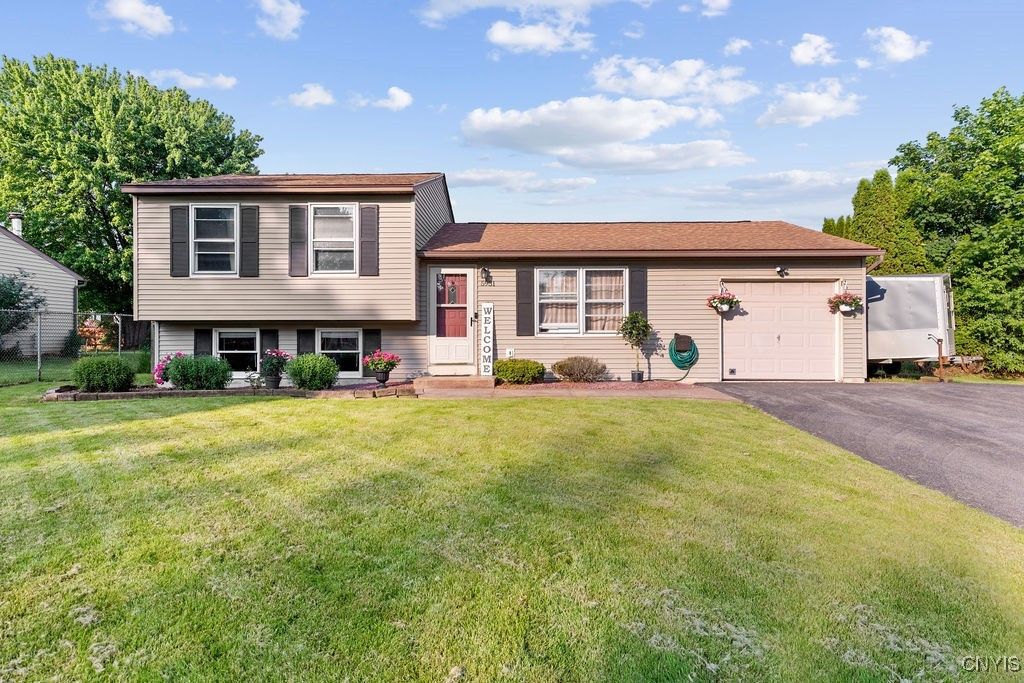 5931 Brigadier Drive, Cicero, NY 13039