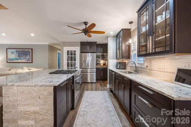 8038 Ritter Drive, Charlotte, NC 28270