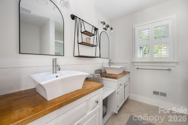 8038 Ritter Drive, Charlotte, NC 28270