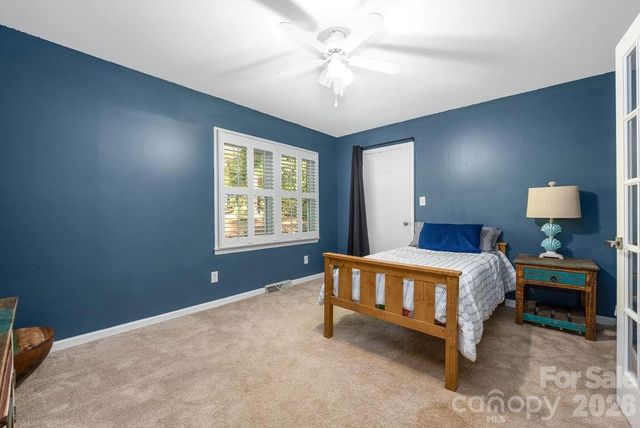 8038 Ritter Drive, Charlotte, NC 28270