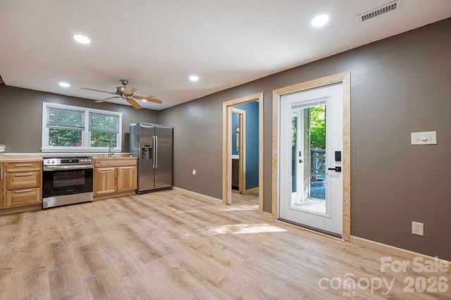 8038 Ritter Drive, Charlotte, NC 28270