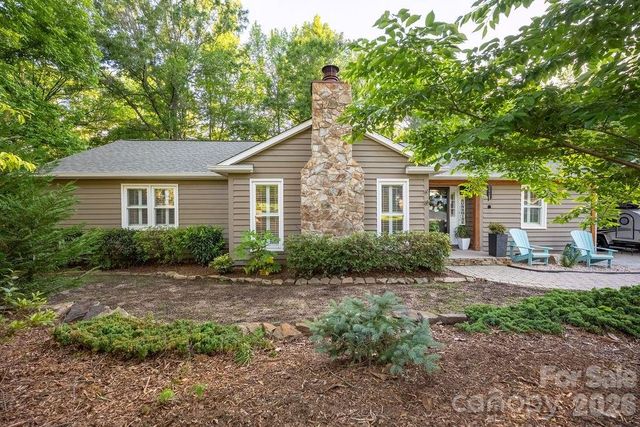 8038 Ritter Drive, Charlotte, NC 28270