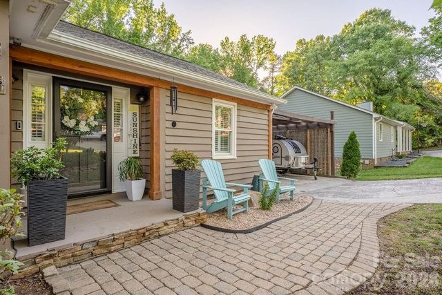 8038 Ritter Drive, Charlotte, NC 28270