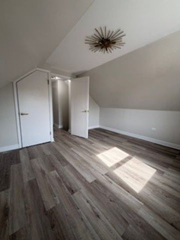 9755 S Maryland Avenue, Chicago, IL 60628