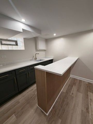 9755 S Maryland Avenue, Chicago, IL 60628