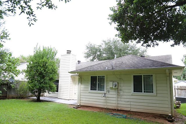 2410 Old Fort Road, Sugar Land, TX 77479
