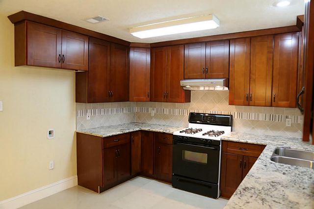 2410 Old Fort Road, Sugar Land, TX 77479