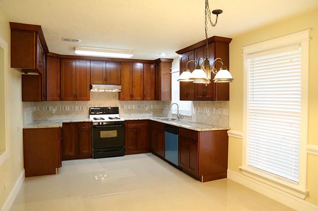 2410 Old Fort Road, Sugar Land, TX 77479