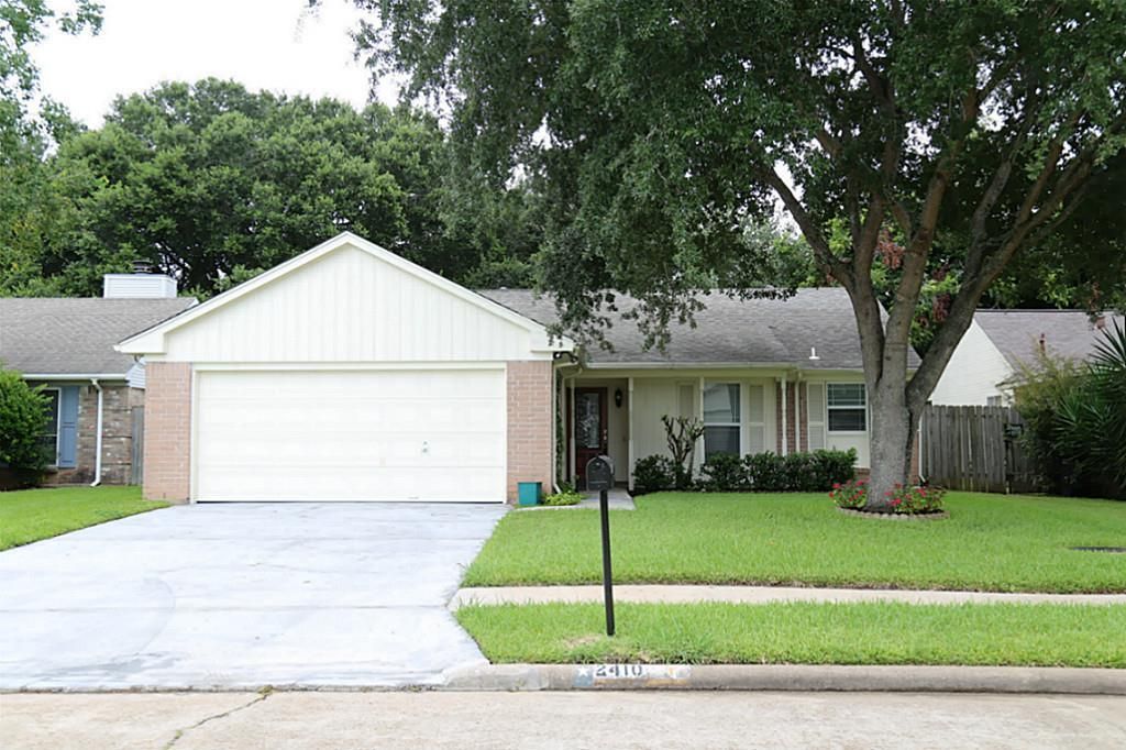 2410 Old Fort Road, Sugar Land, TX 77479