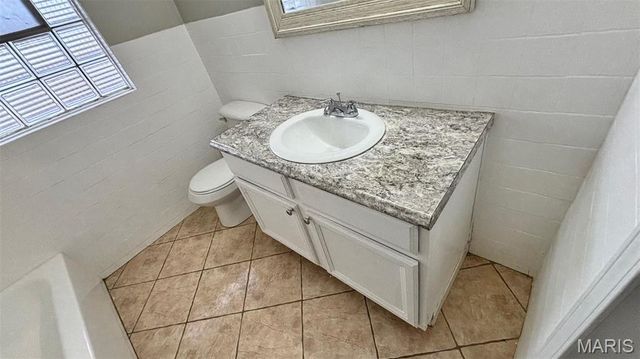 11975 Old Halls Ferry Road, Black Jack, MO 63033