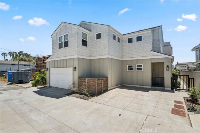 268 Palmer St, Costa Mesa, CA 92627
