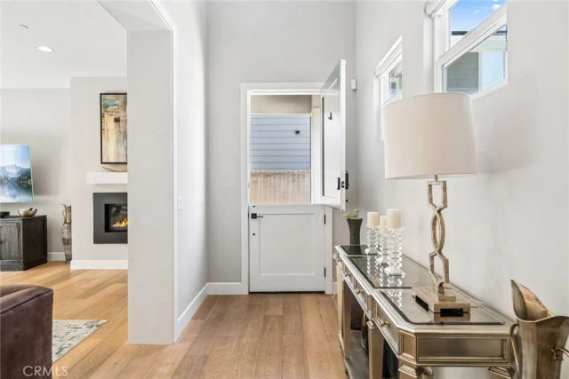 268 Palmer St, Costa Mesa, CA 92627