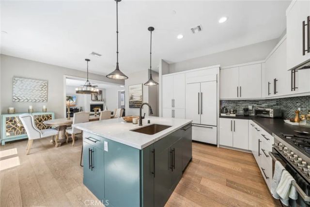 268 Palmer St, Costa Mesa, CA 92627