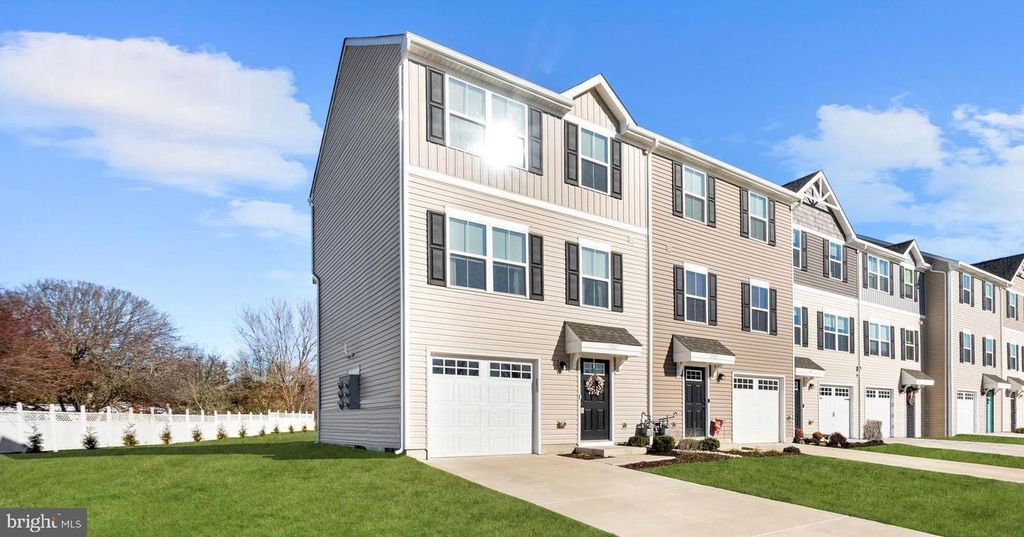 17605 FIELDSTONE AVE, Milford, DE 19963