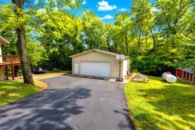 18992 Eagle Point Road, Eagle Rock, MO 65641