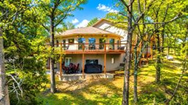 18992 Eagle Point Road, Eagle Rock, MO 65641