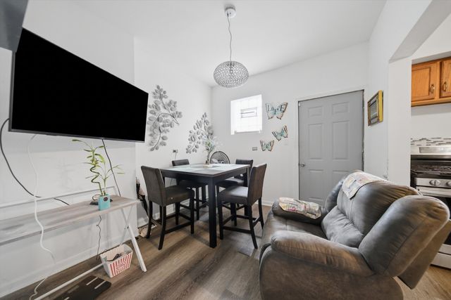 4737 S LANGLEY Avenue, Chicago, IL 60615