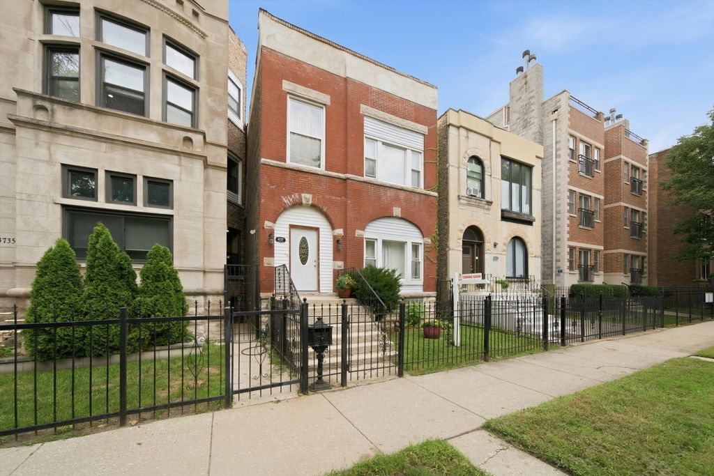 4737 S LANGLEY Avenue, Chicago, IL 60615 — photo 2